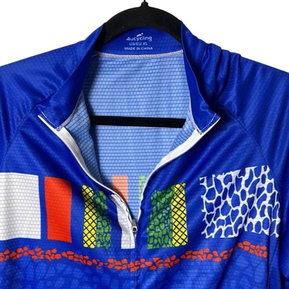 Y2K, vtg , like new!! 4ucycling ,cycling jersey,men L,
Utility,pockets,athletic - Picture 5 of 12